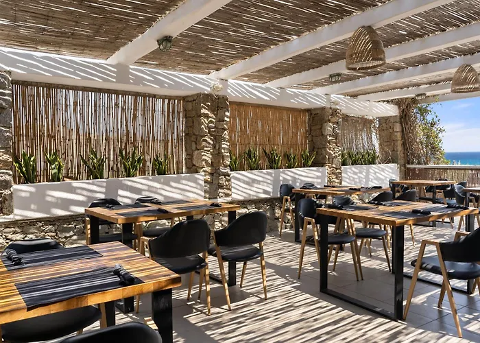 Hotell Penelope Village 4*