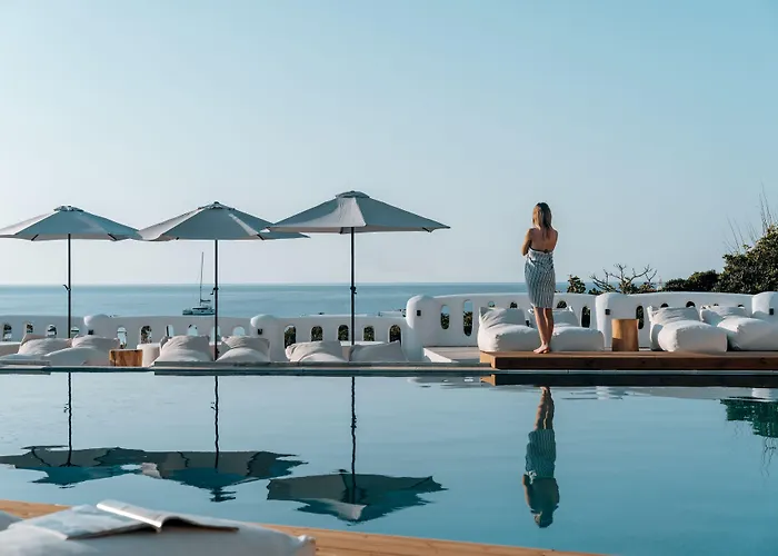 Hotell Penelope Village 4*