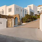 Penelope Village By Mr And Mrs White 4*